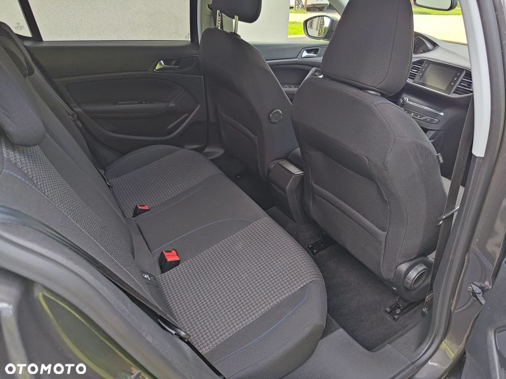 Peugeot 308 - 17