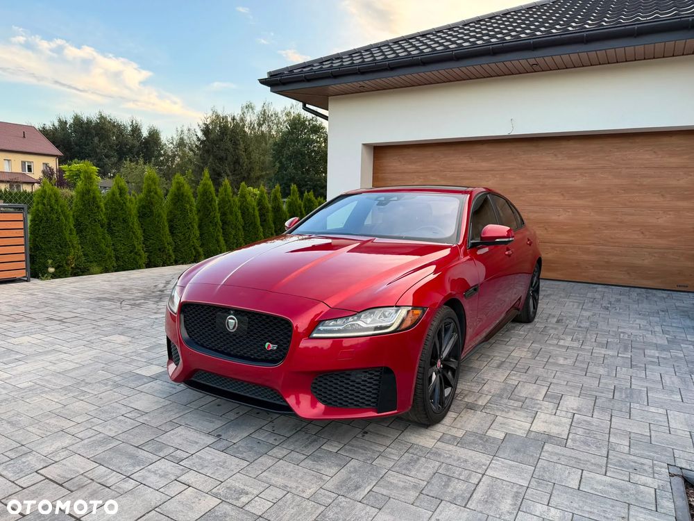 Jaguar XF 3.0 V6 S - 2