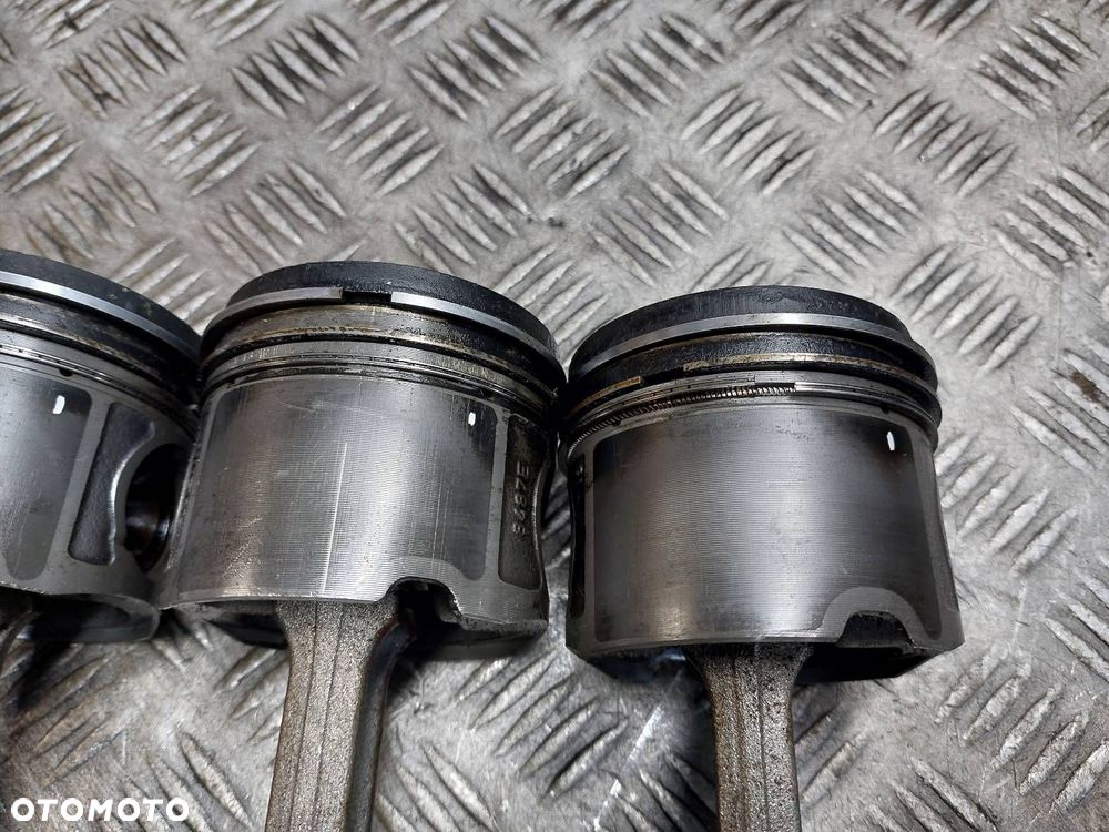 TŁOK + KORBOWÓD KOMPLET BMW E90 318d 2.0 D M47 - 4