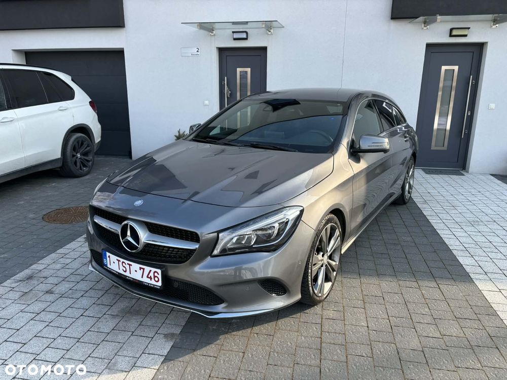 Mercedes-Benz CLA 180 Peak Edition - 35