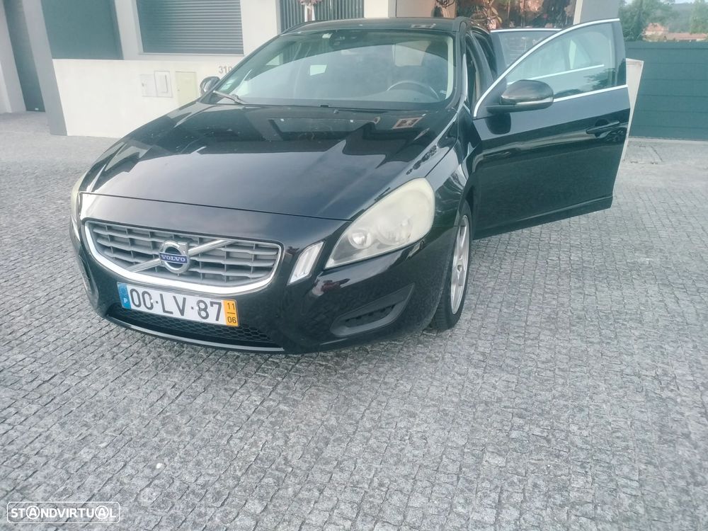 Volvo V60 1.6 D2 Drive Momentum Start/Stop - 8
