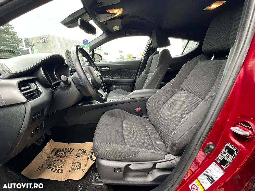 Toyota C-HR 1.8 HSD 4x2 CVT C-ult - 12