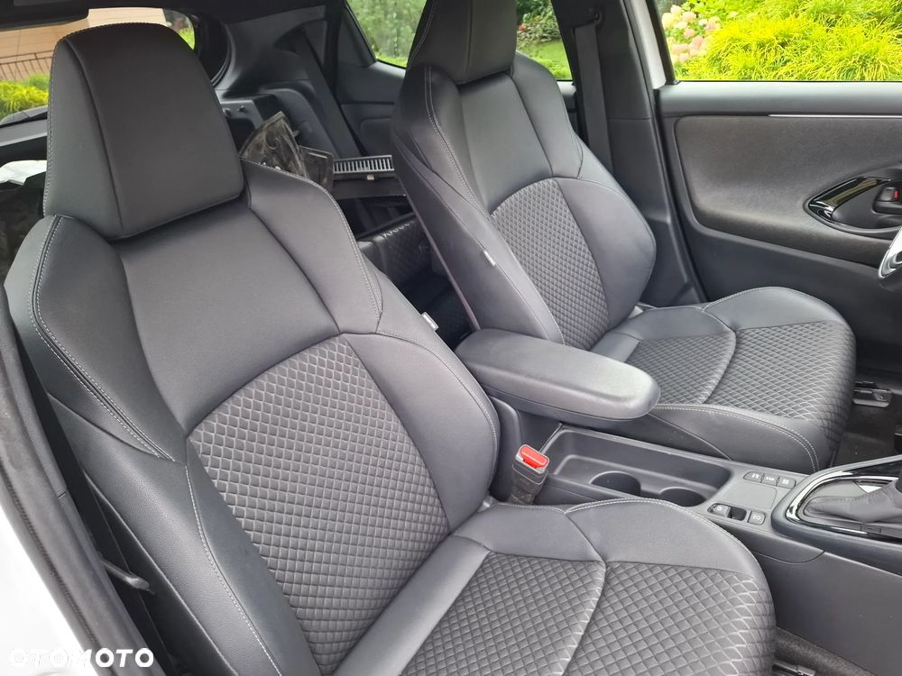 Toyota Yaris 1.5 VVT-i Premiere Edition - 23