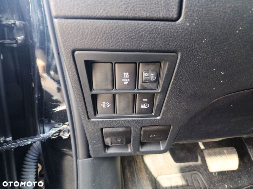 Toyota Hilux - 21