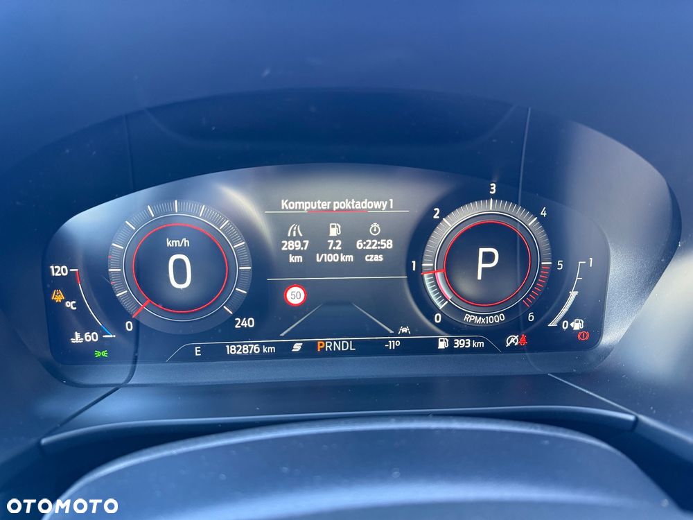 Ford Kuga 2.0 EcoBlue 4x4 TITANIUM X - 35