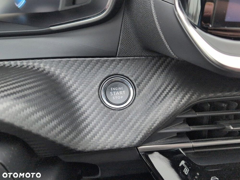 Peugeot 2008 1.2 PureTech Allure S&S EAT8 - 26