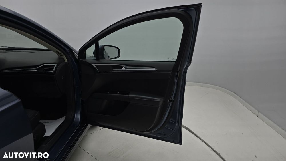Ford Mondeo - 18