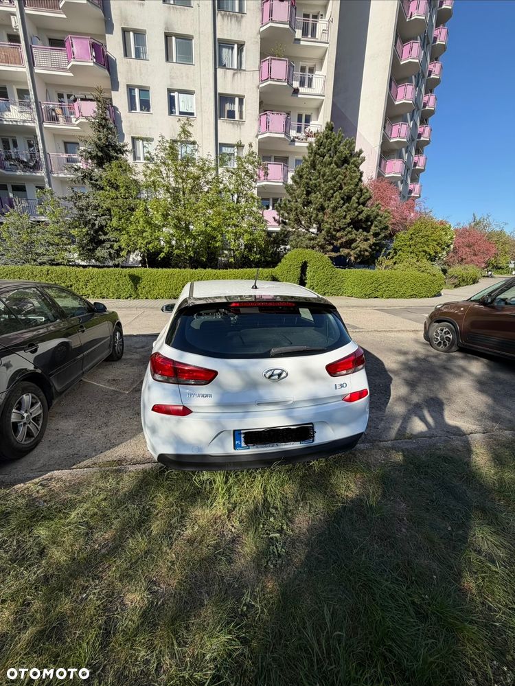Hyundai i30 1.4 Classic + - 5