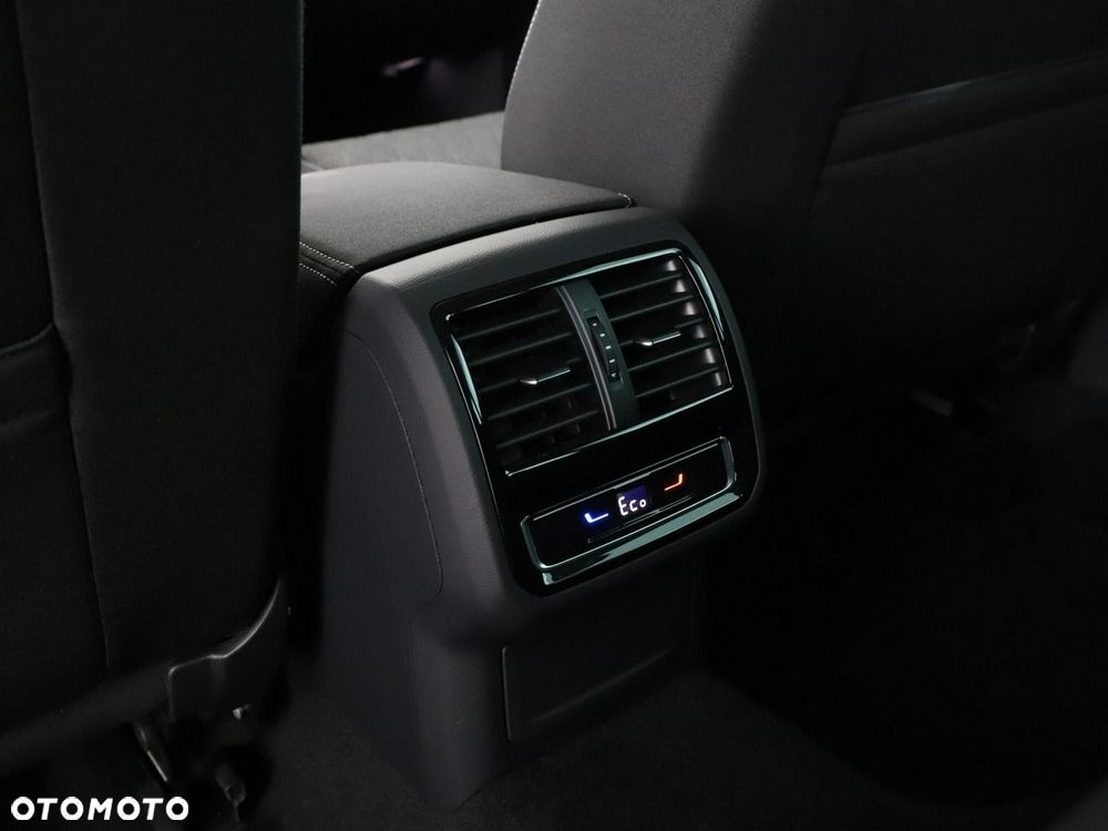 Volkswagen Passat Variant 1.4 TSI DSG GTE - 41