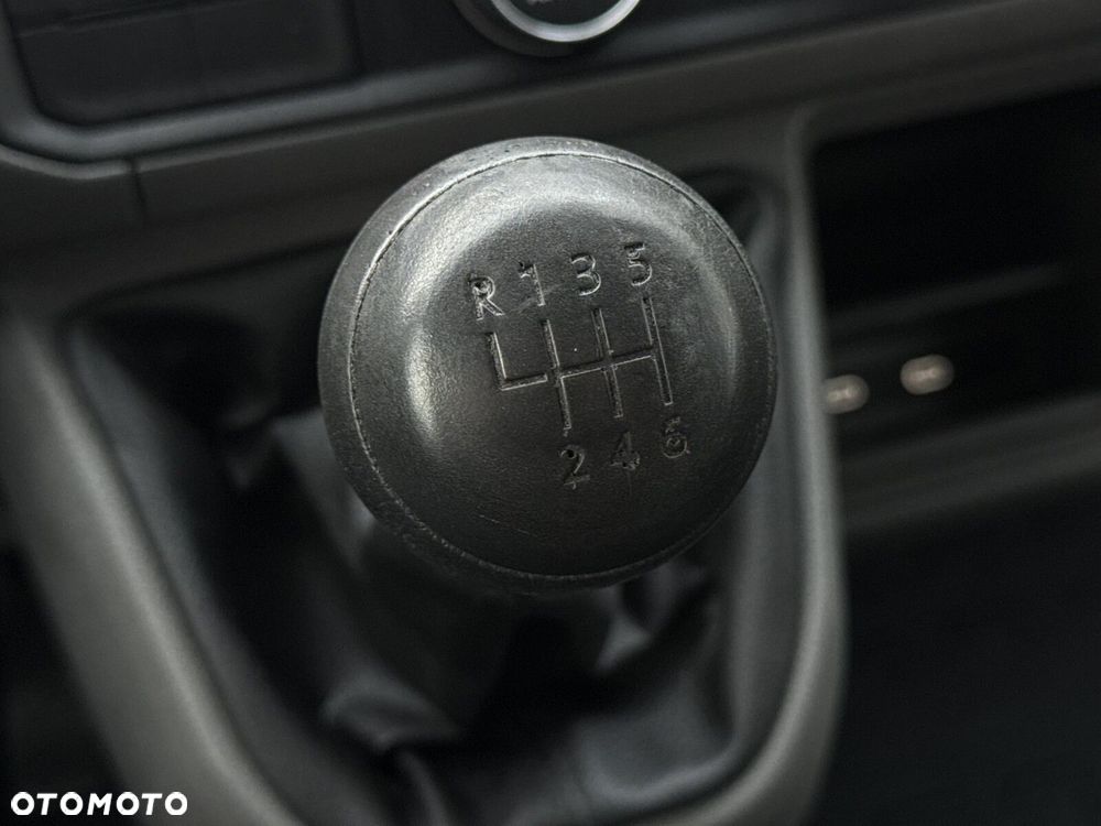 Volkswagen Crafter L3H2 - 25