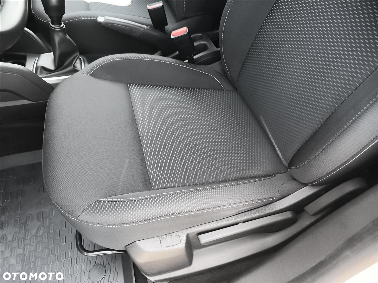 Dacia Duster 1.0 TCe Comfort - 13