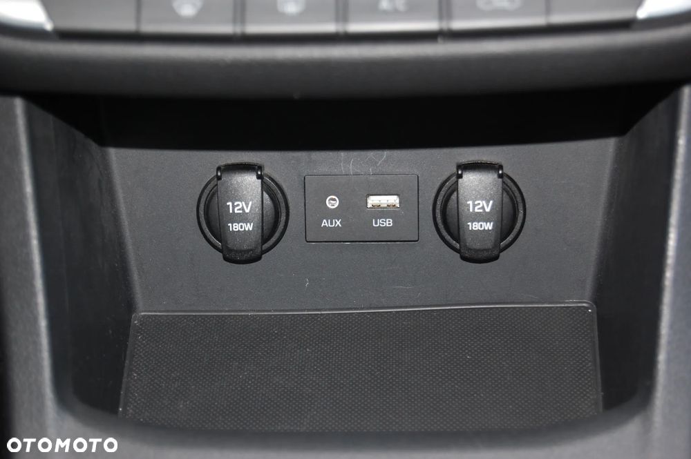 Hyundai i30 1.4 Passion Plus - 27