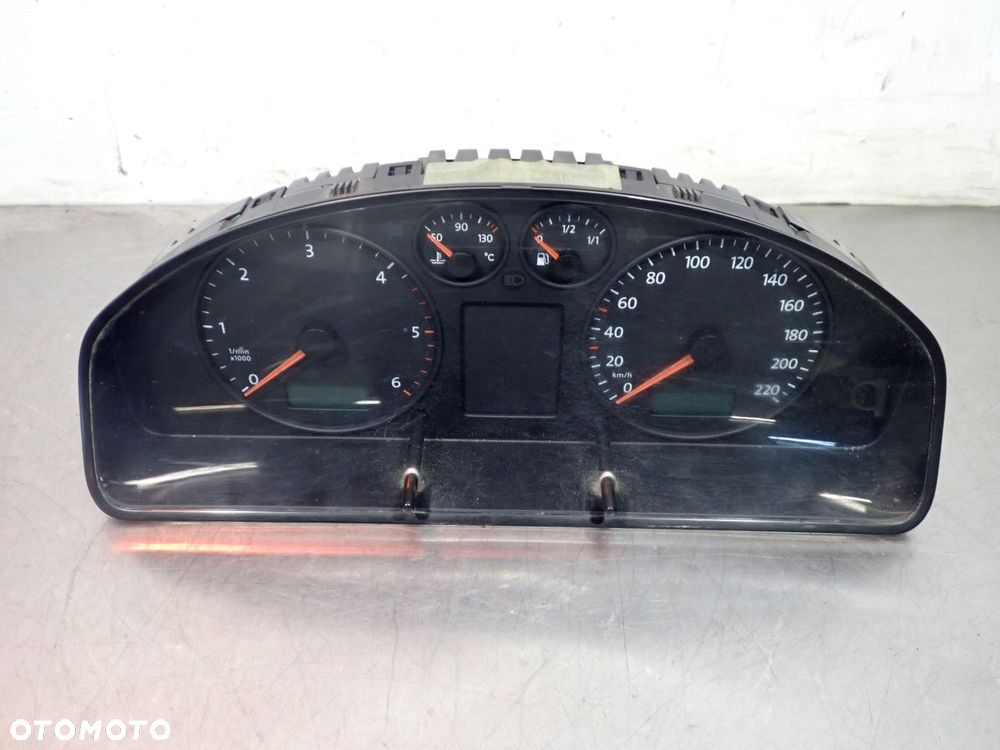 LICZNIK VOLKSWAGEN T5 88311346 - 1