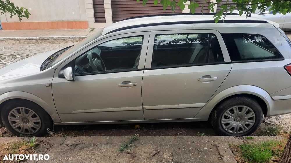 Opel Astra Classic Caravan 1.6i - 2