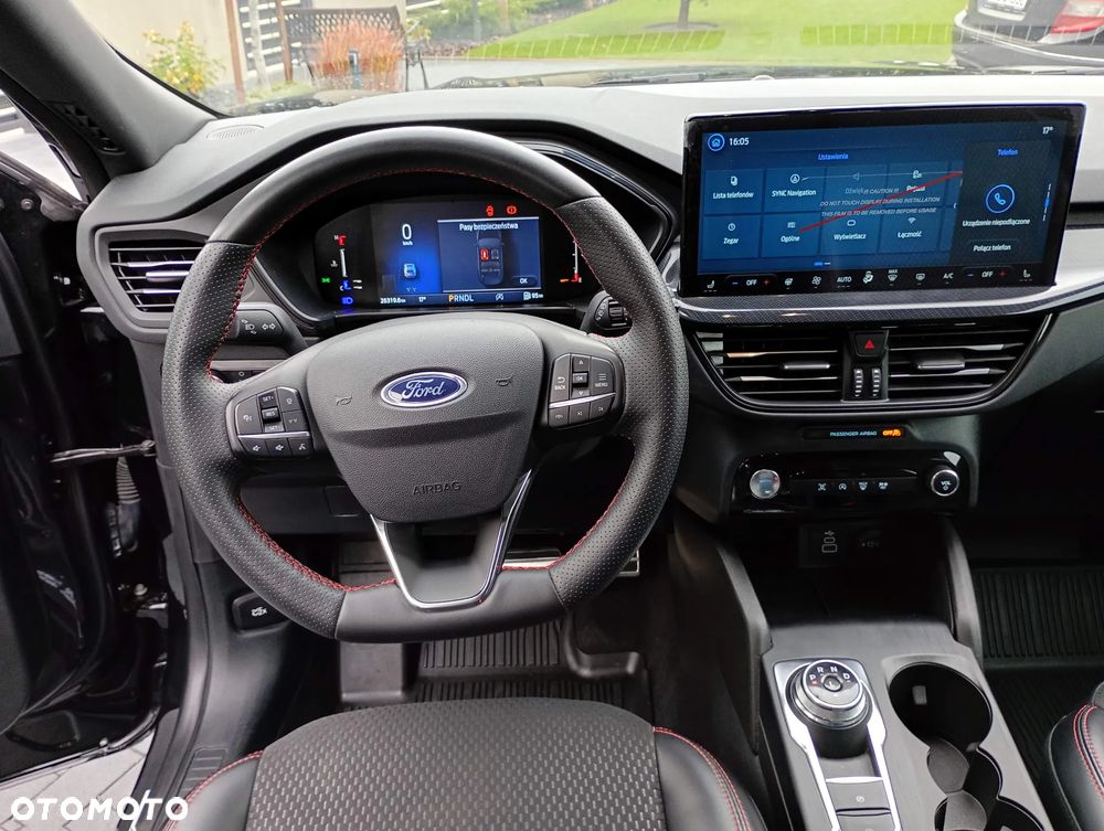 Ford Kuga - 25