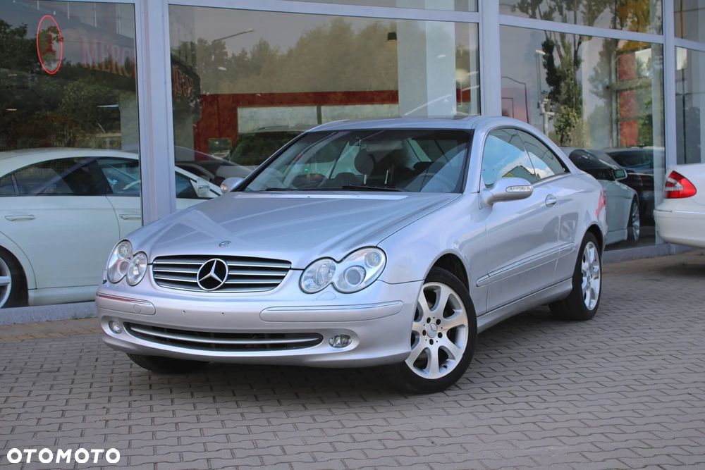 Mercedes-Benz CLK - 10