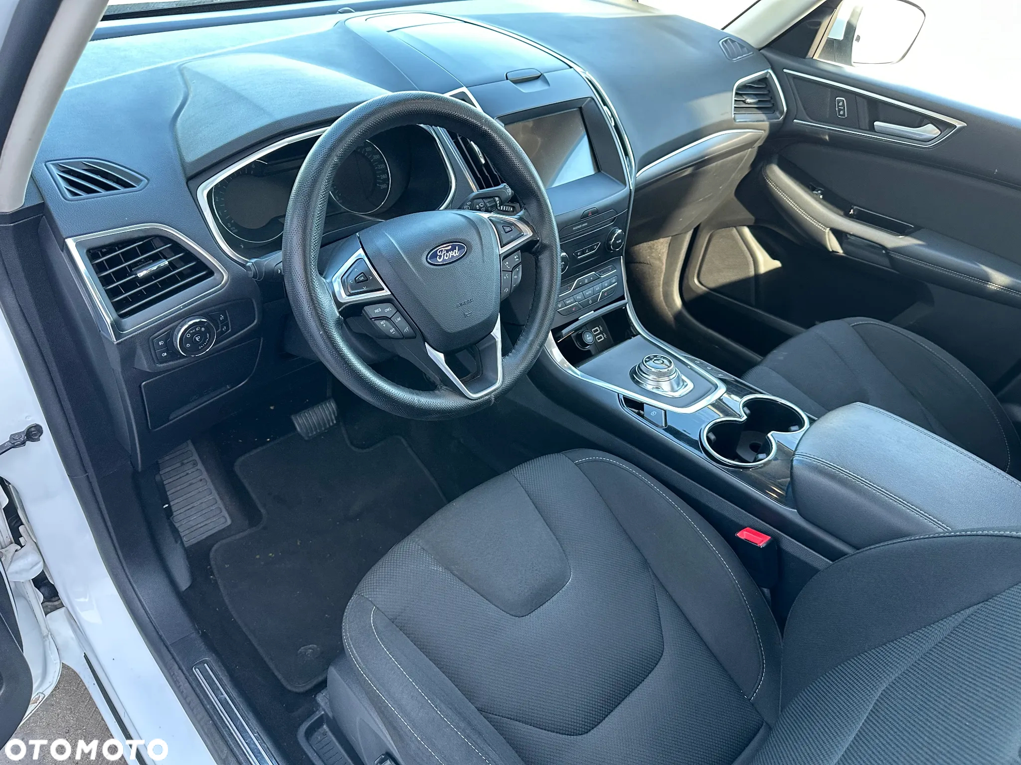 Ford S-Max 2.0 EcoBlue Titanium - 9