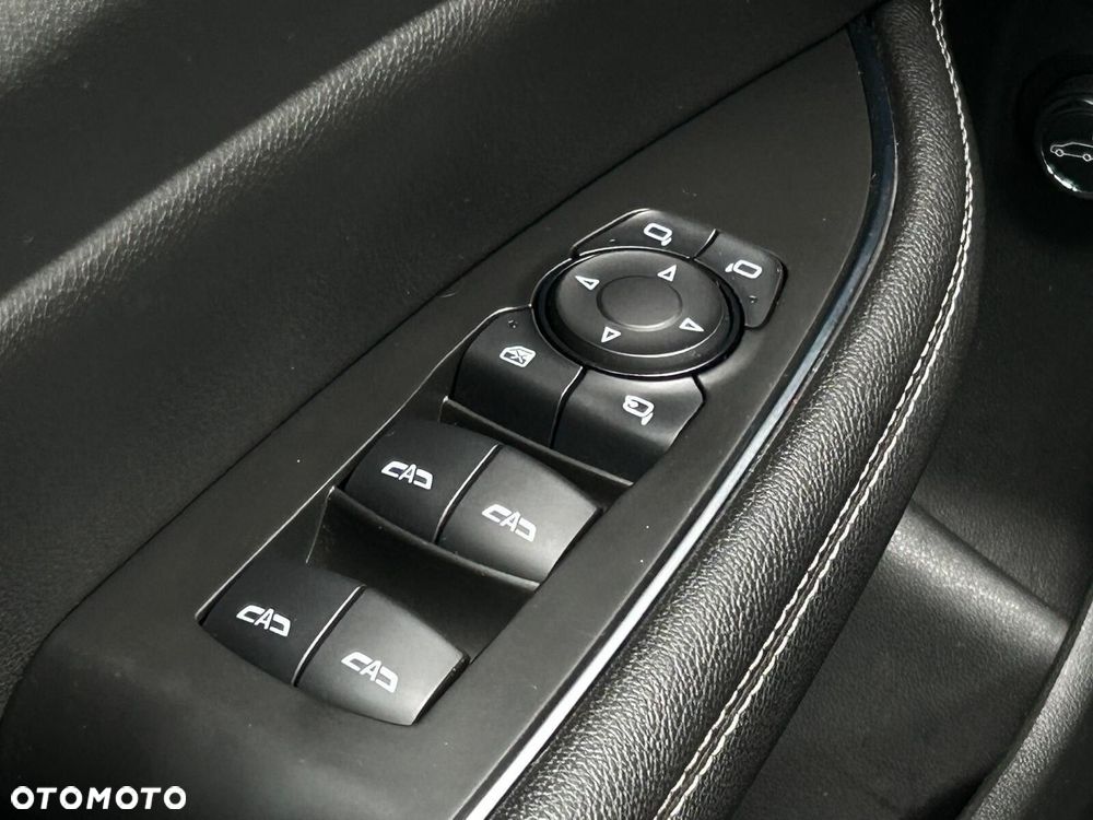 Opel Insignia 2.0 CDTI 4x4 GSi S&S - 20