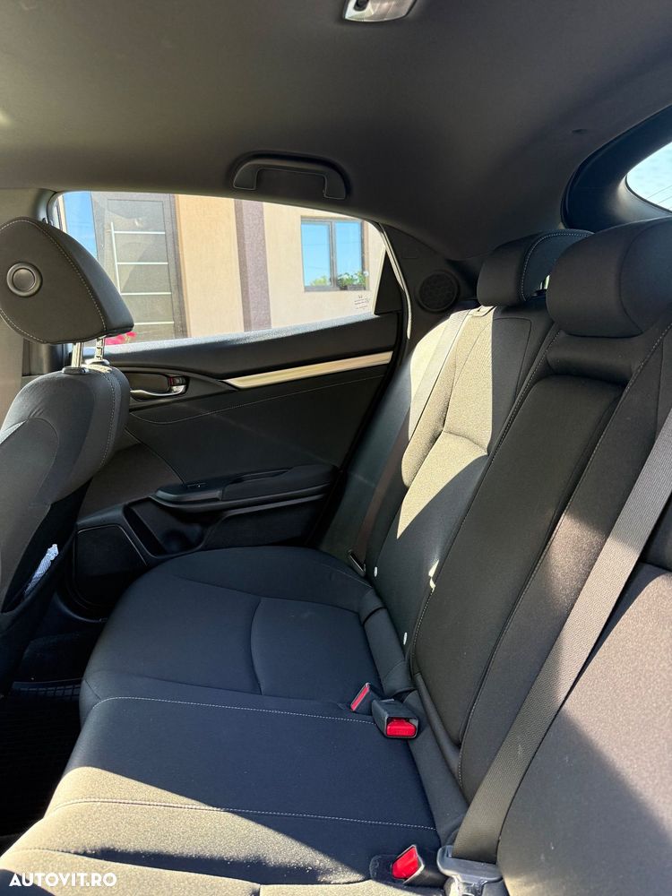 Honda Civic 1.5 VTEC Turbo Sport Plus - 25
