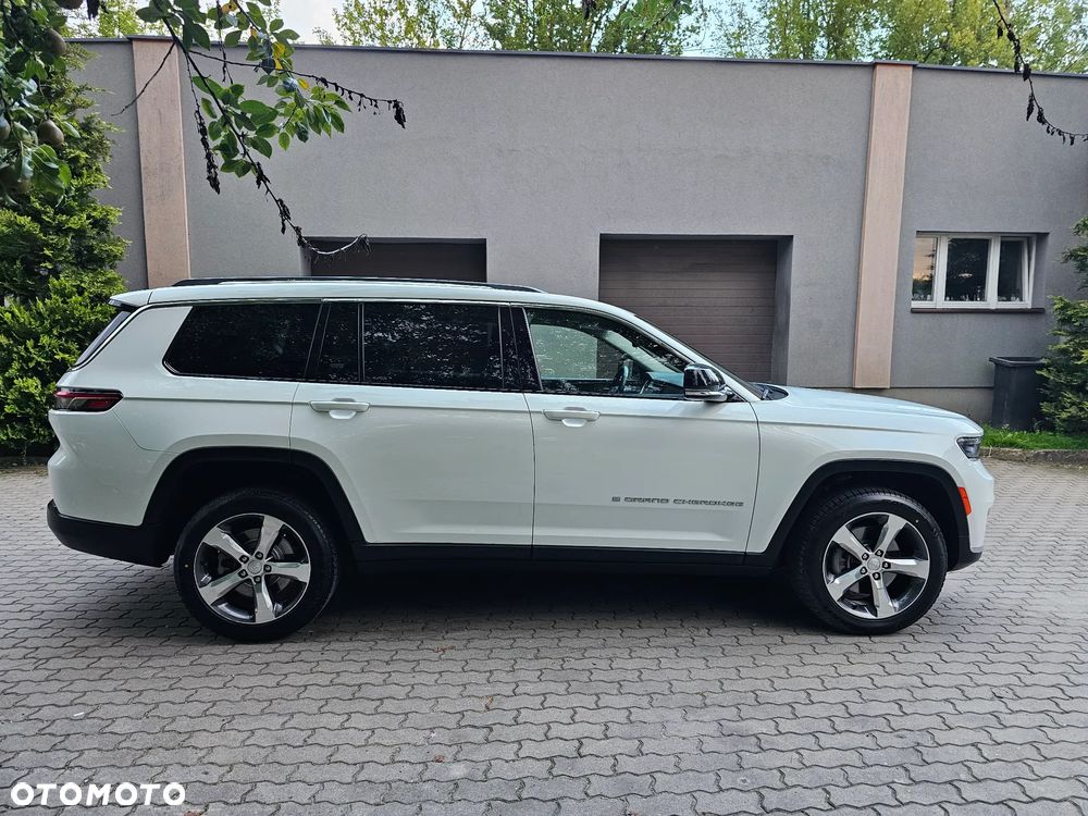 Jeep Grand Cherokee - 8