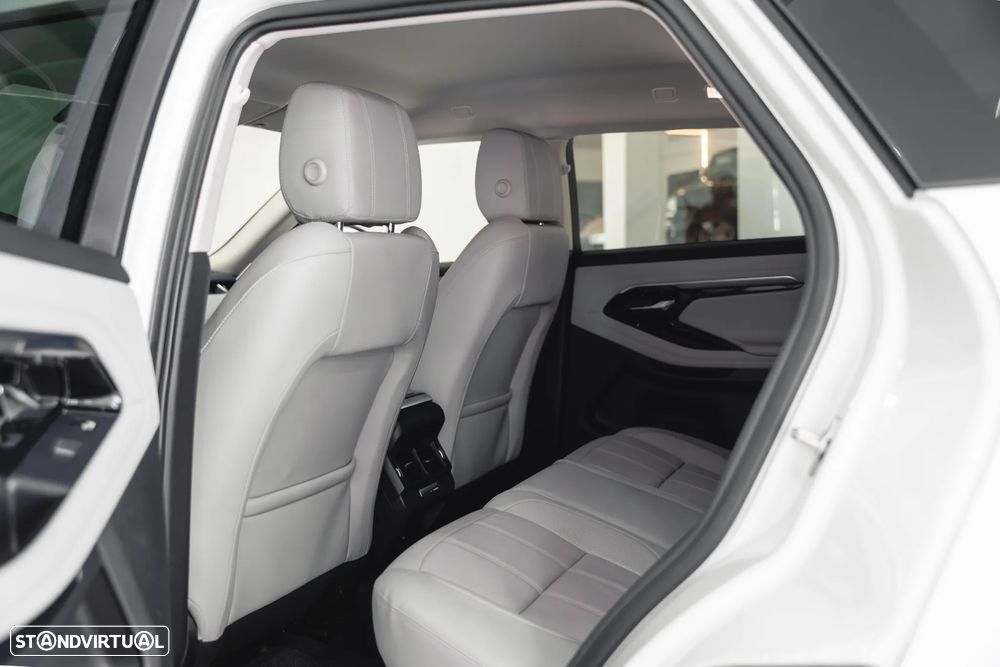 Land Rover Range Rover Evoque P300e R-Dynamic HSE - 42