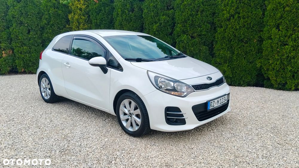 Kia Rio 1.4 Dream Team Edition - 9
