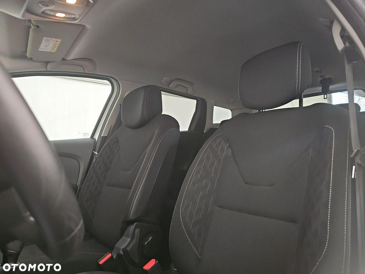 Renault Clio - 11