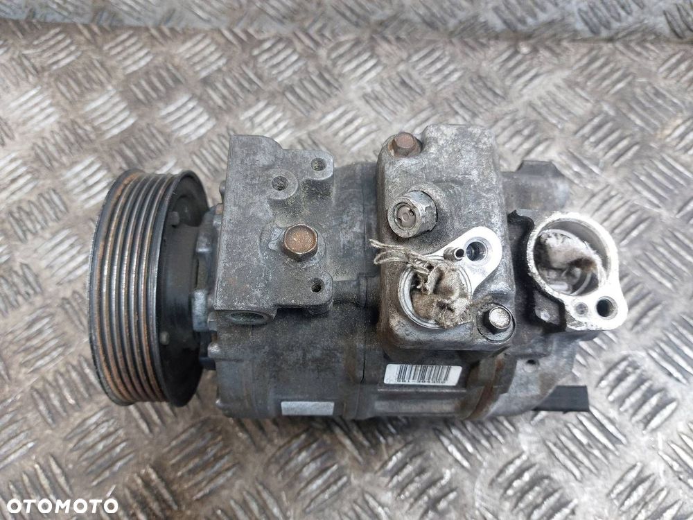 SPRĘŻARKA KOMPRESOR KLIMATYZACJI AUDI A3 8P 2.0 FSI 1K0820803F ID: 238984 - 2