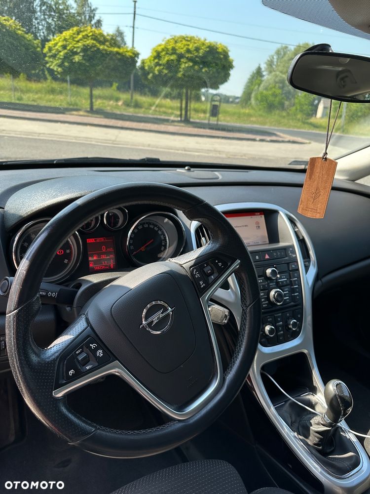 Opel Astra - 8