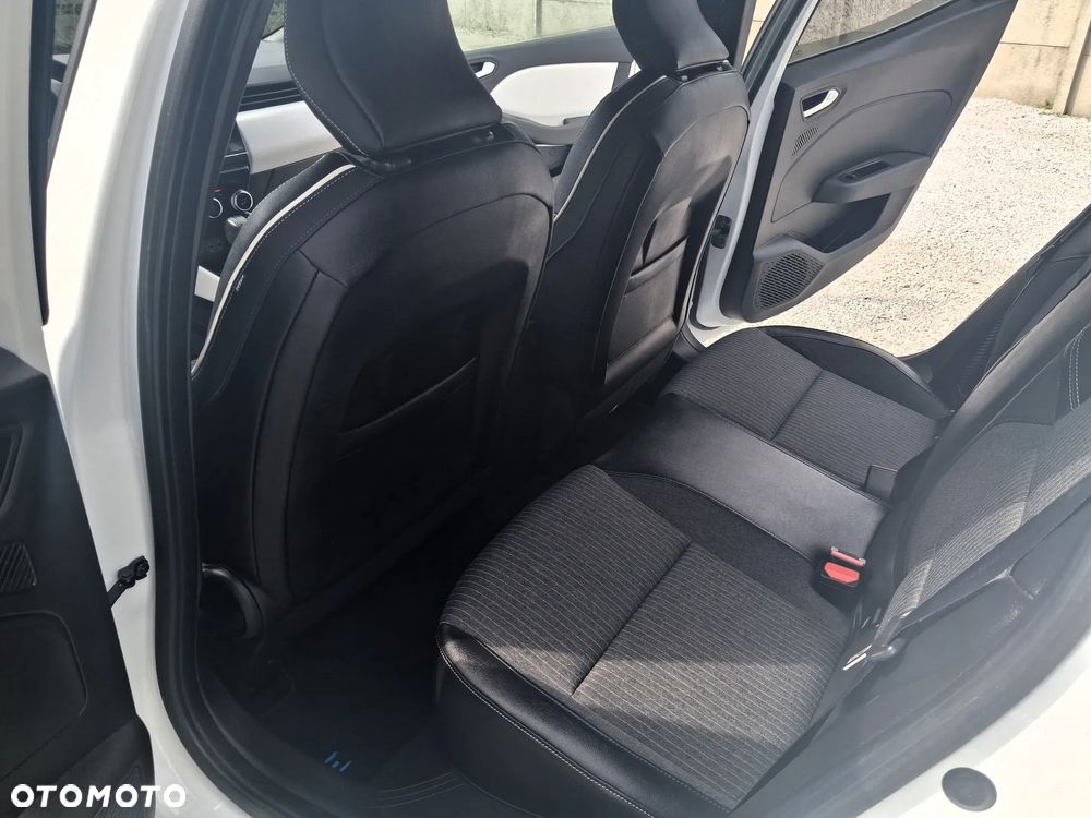 Renault Clio 1.6 E-TECH Full Hybrid 145 Evolution - 23