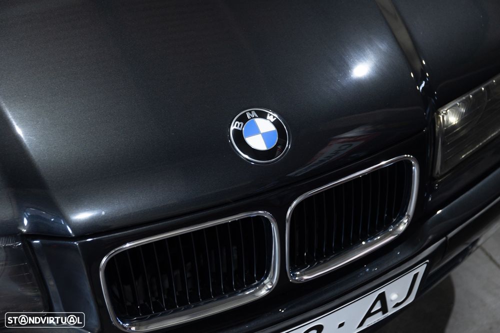 BMW 325 i - 18