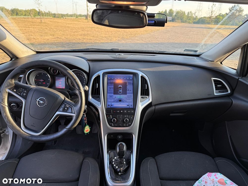 Opel Astra 2.0 CDTI ENERGY - 10