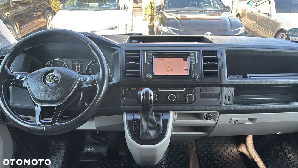 Volkswagen Transporter Kombi L1H1 DSG - 18