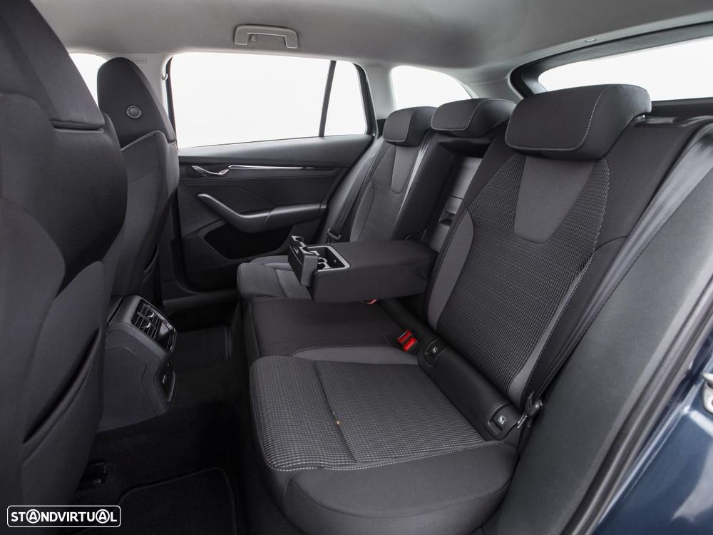 Skoda Octavia Break 2.0 TDI Ambition DSG - 10