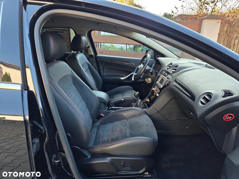 Ford Mondeo 2.0 TDCi Titanium S - 18