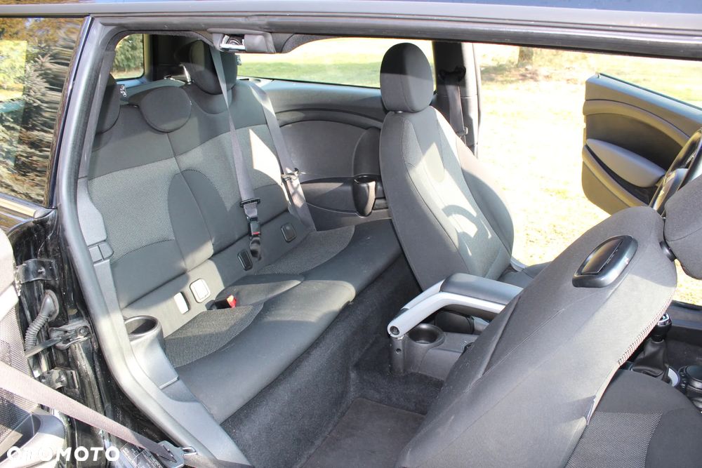 MINI Clubman One Essential Trim - 12