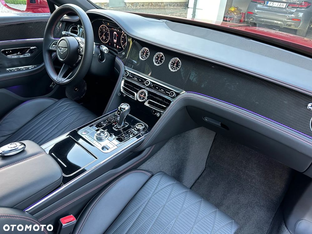 Bentley Flying Spur V8 - 36