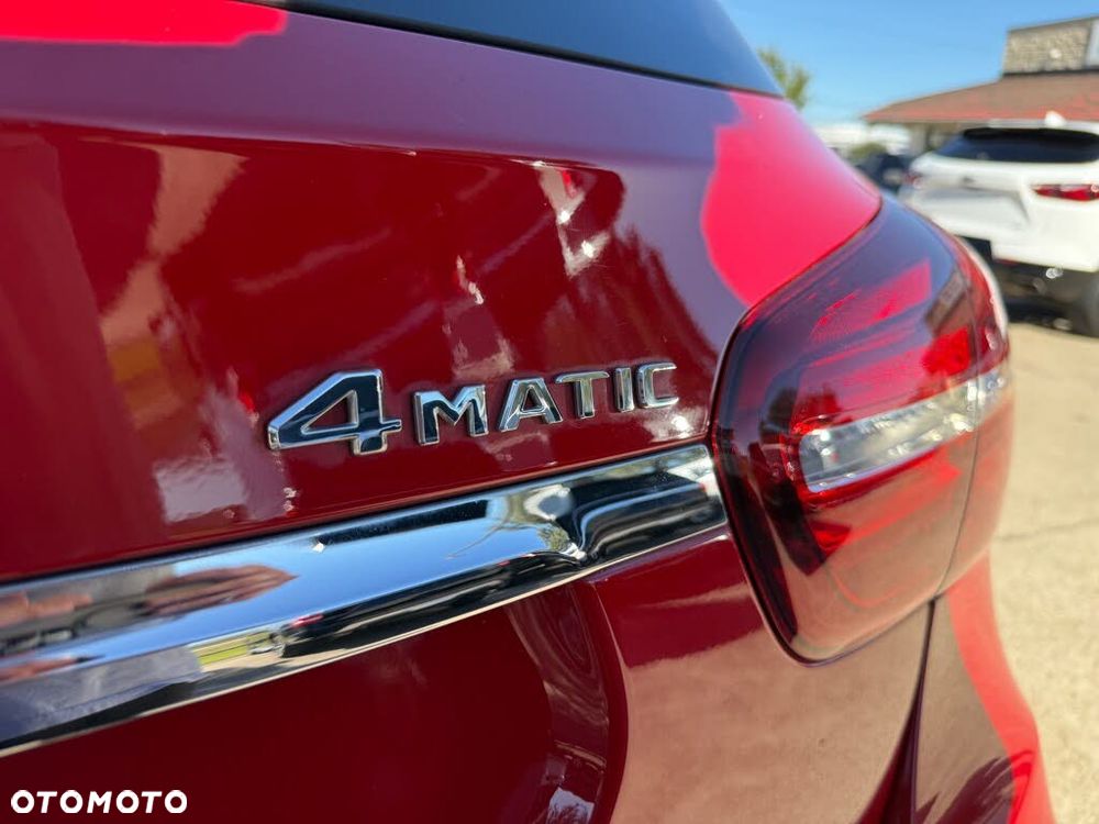 Mercedes-Benz GLA - 1