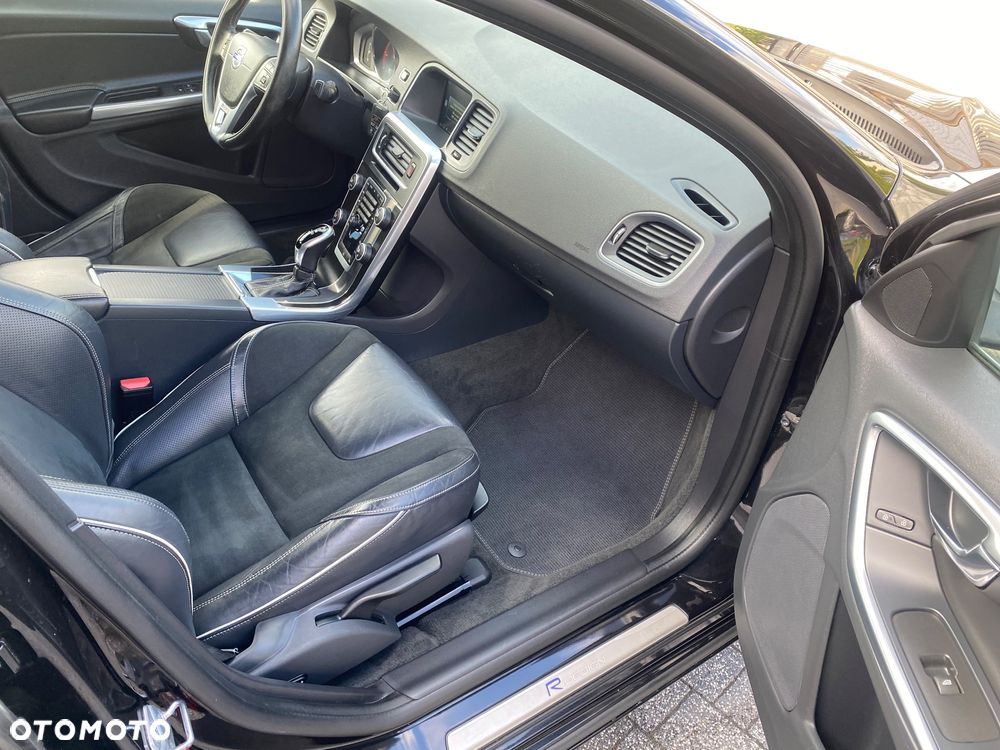 Volvo S60 D2 Drive-E R-Design Momentum - 36