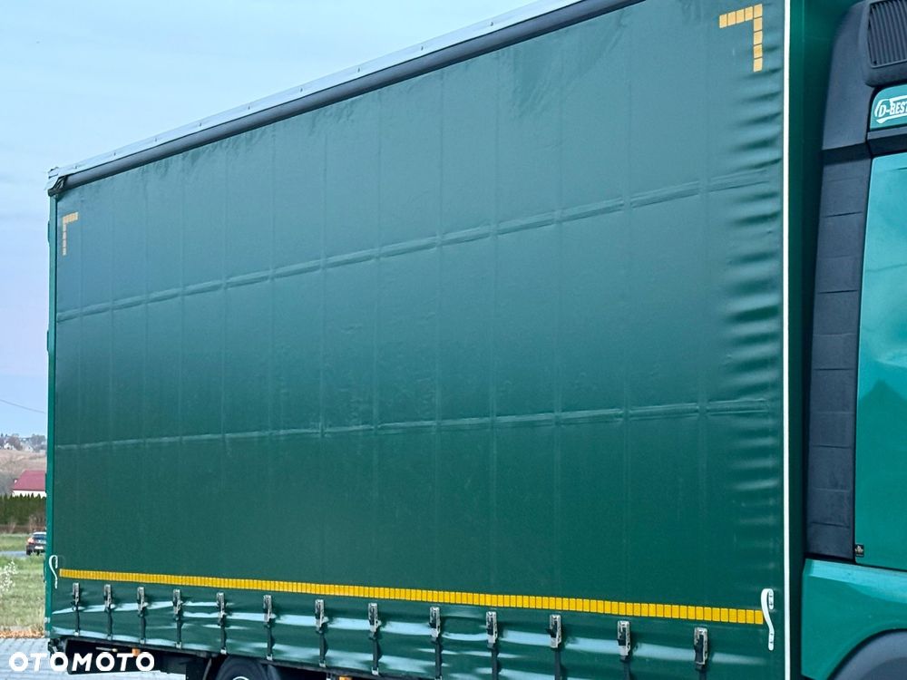 Mercedes-Benz ACTROS 1845 / FIRANKA / 19 EUROPALET / DUŻA KABINA / AUTOMAT / SYPIALKA / WIRTUALNY KOKPIT / 2021 ROK - 17