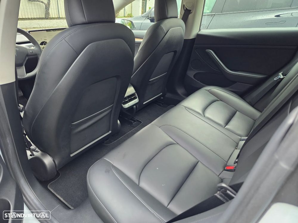 Tesla Model 3 Standard Range Plus RWD - 11