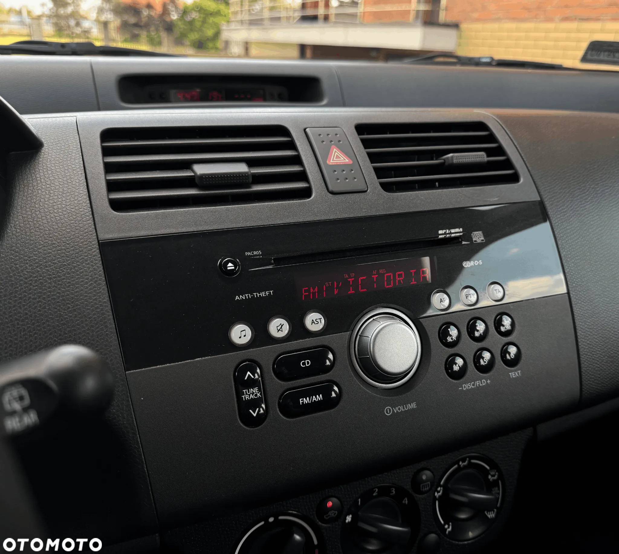 Suzuki Swift 1.5 GLX / Comfort - 29