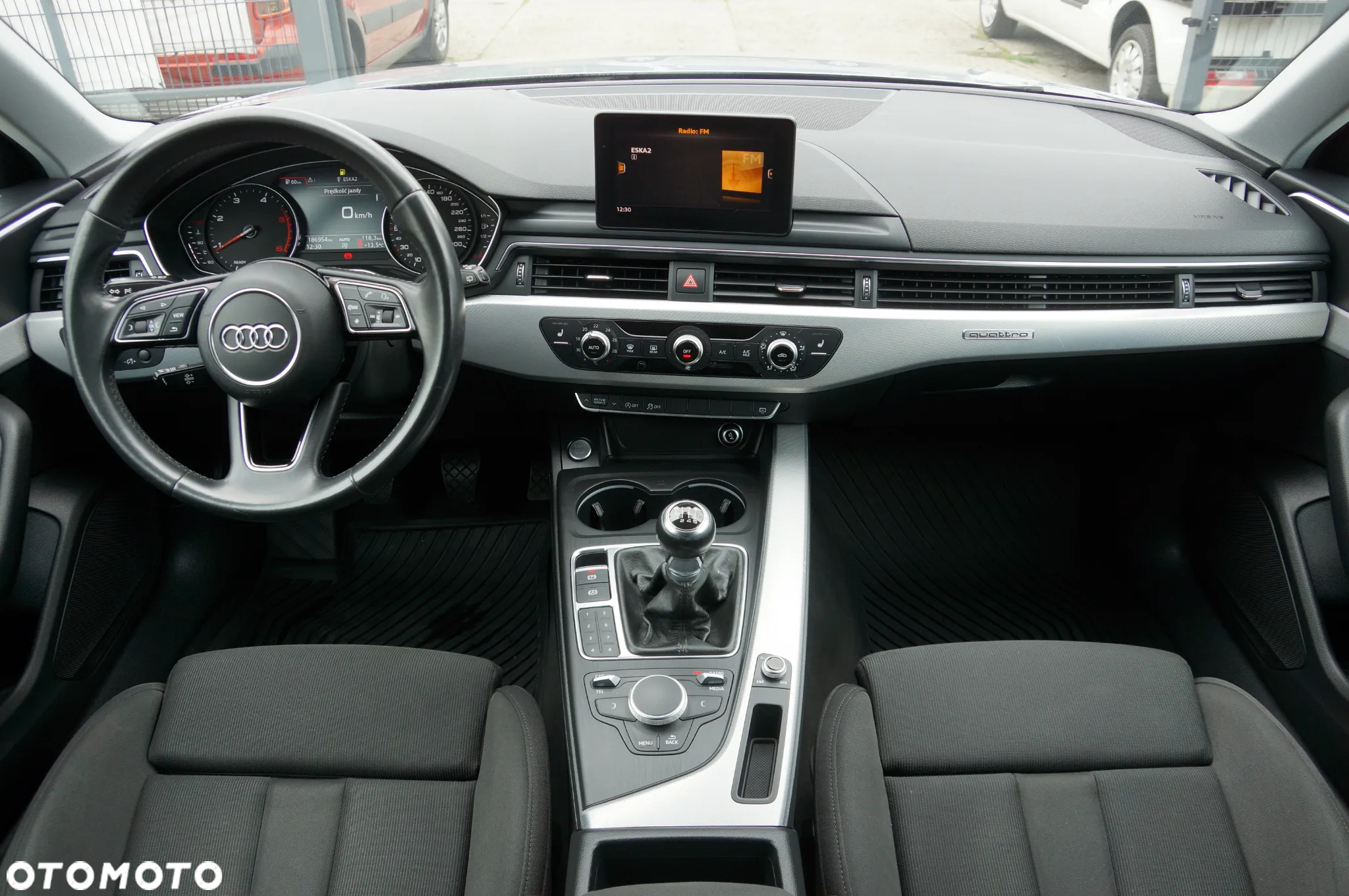 Audi A4 Avant 2.0 TDI quattro - 11