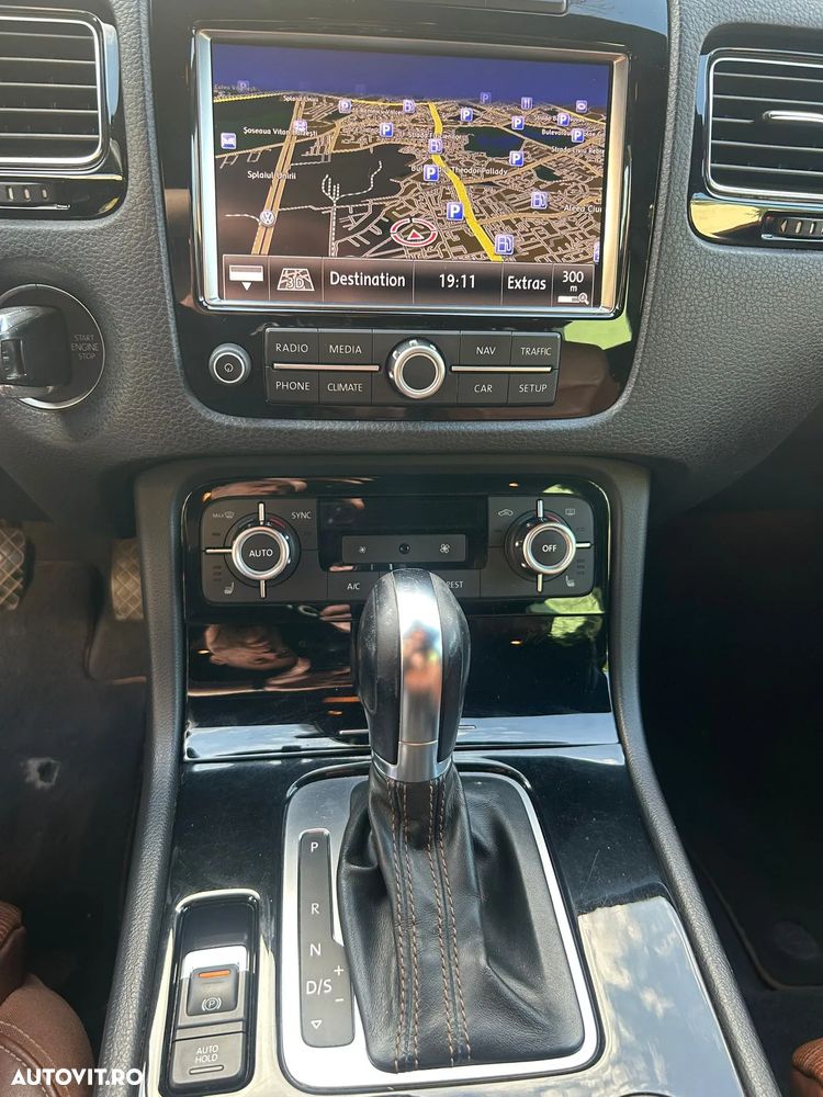 Volkswagen Touareg 3.0 V6 TDI BMT - 10