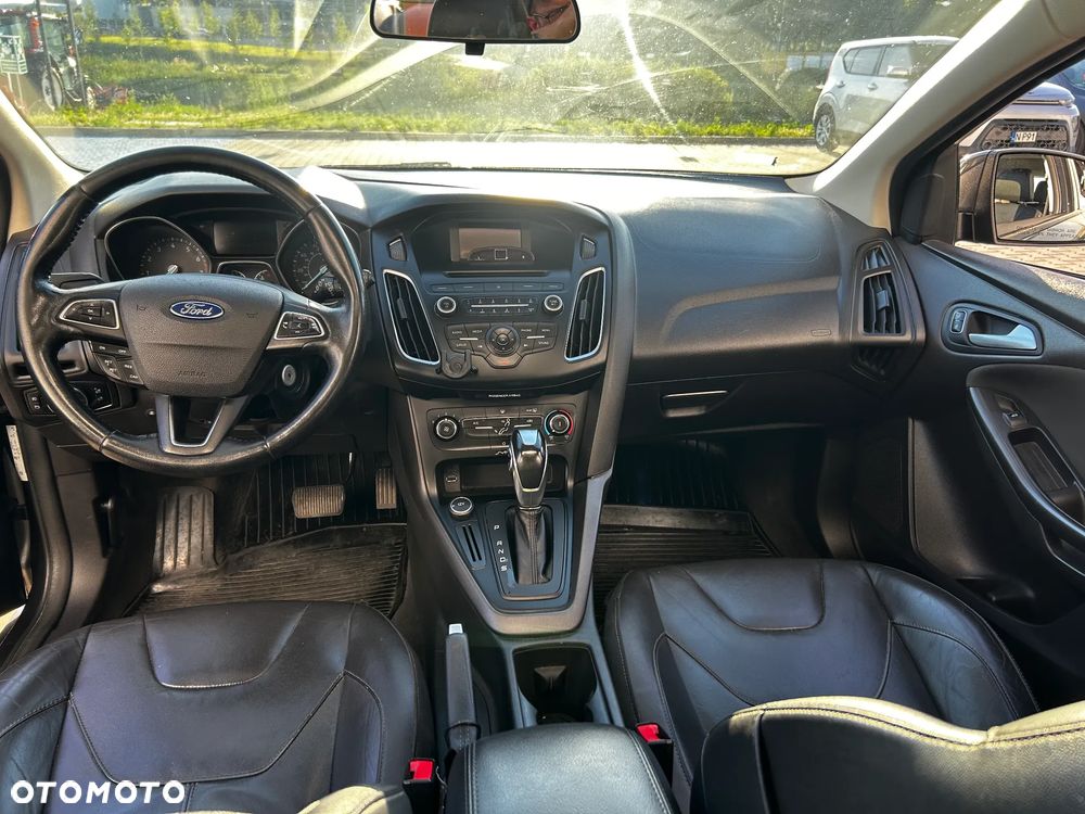 Ford Focus - 10