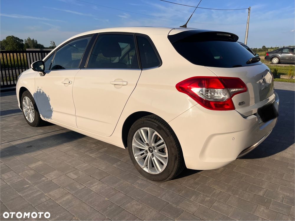 Citroën C4 e-HDi 110 EGS6 Stop/Start System Selection - 4