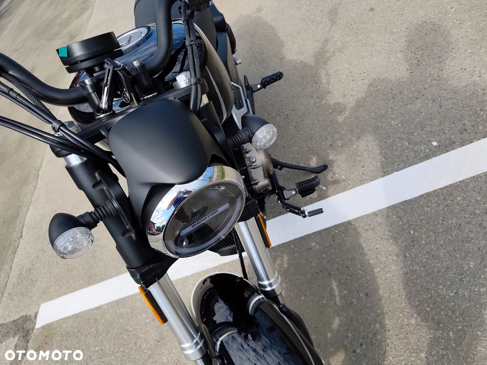 QJMOTOR SRV 125 - 16