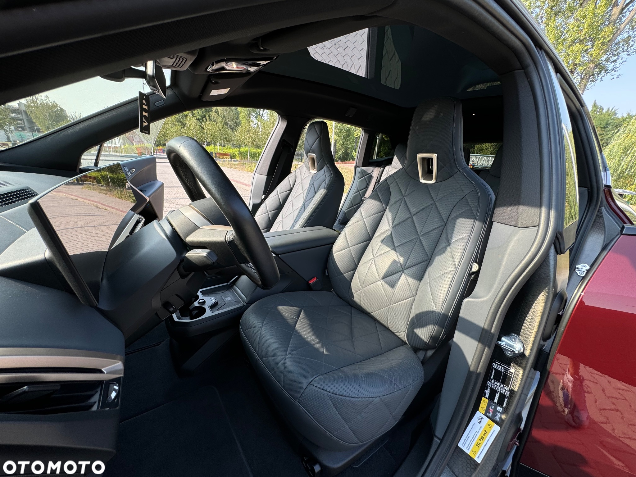 BMW iX xDrive40 76.6kWh Signature - 17