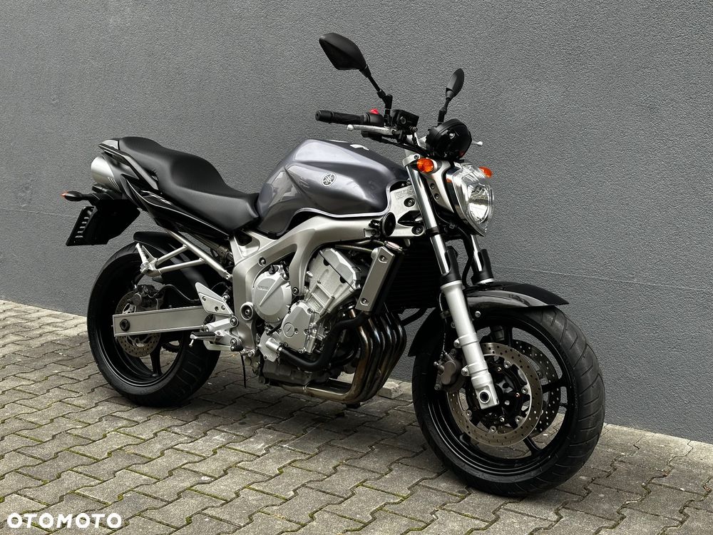 Yamaha FZ6 - 2
