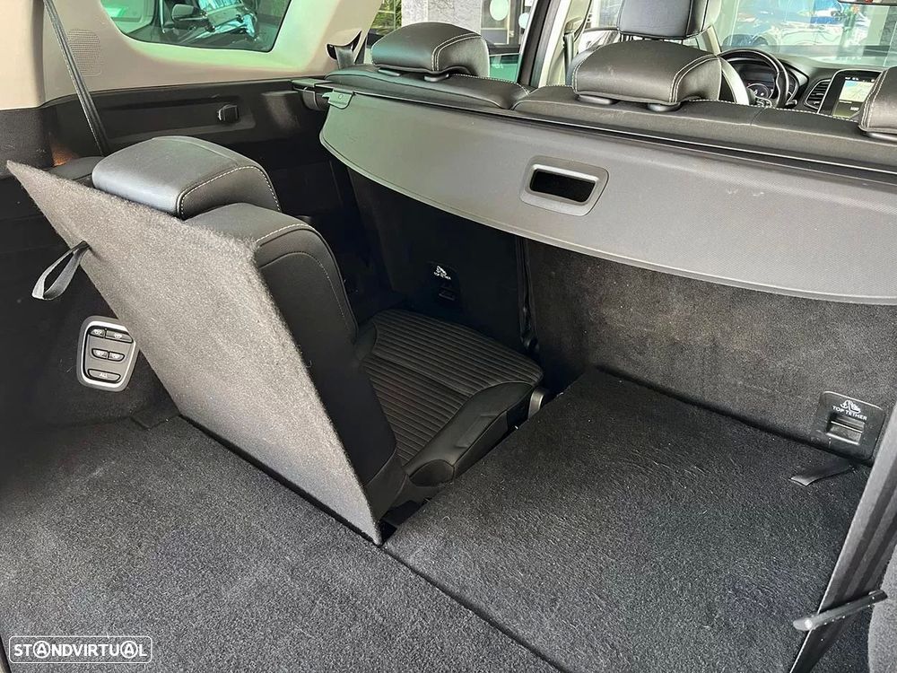 Renault Grand Scénic 1.5 dCi Bose Edition SS - 21